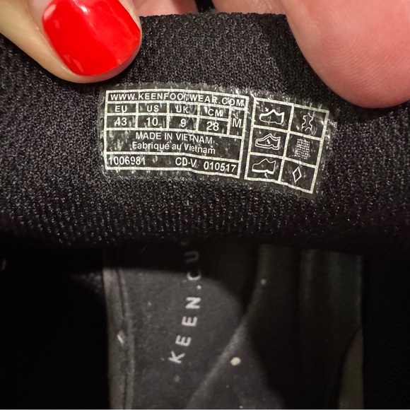 KEEN PTC Oxfords Black Leather Non Slip Toe Bumper Shoes 10 - Picture 10 of 10